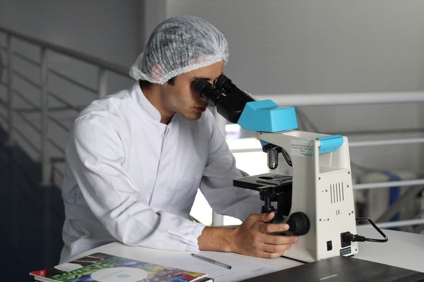 The UK aims to break the record on visas for academics and researchers this year